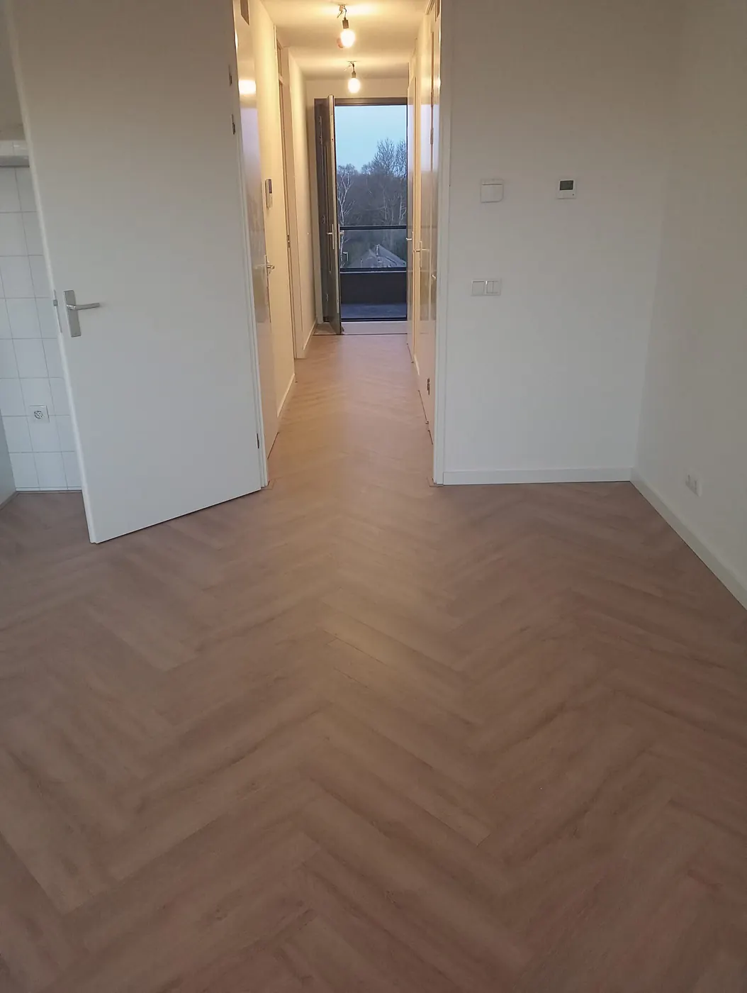 Herringbone laminate Naarden, photo 4